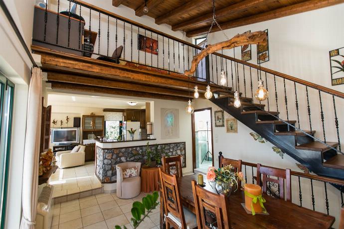 Aloni Villa