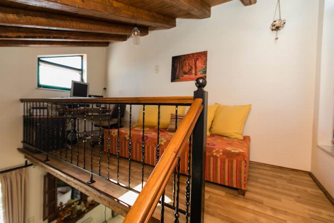 Aloni Villa