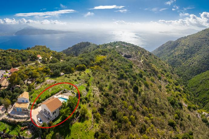 Aerial view showing location of villa . - Villa Socrates . (Photo Gallery) }}