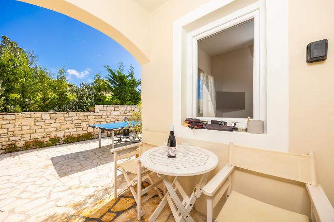 Sheltered terrace area . - Villa Socrates . (Photo Gallery) }}