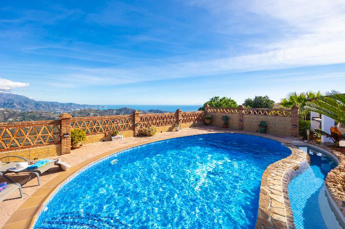 Private pool and terrace with panoramic sea views . - Villa Baena . (Photo Gallery) }}