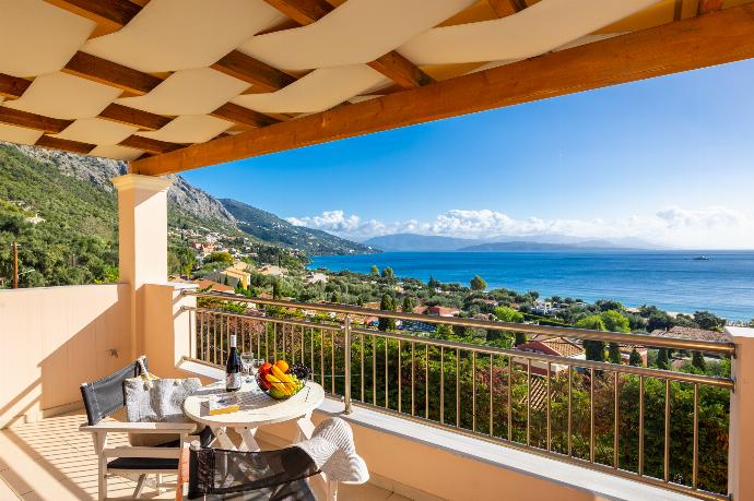  . - Villa Cleo Beach . (Photo Gallery) }}