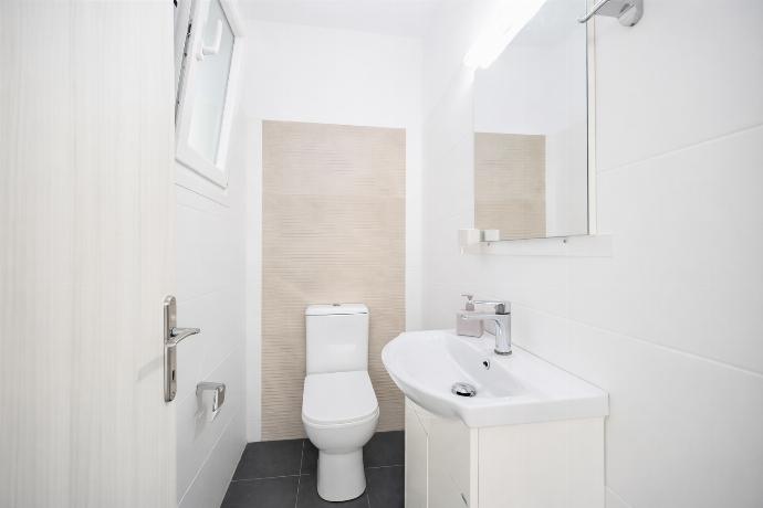  . - Villa Leo . (Photo Gallery) }}