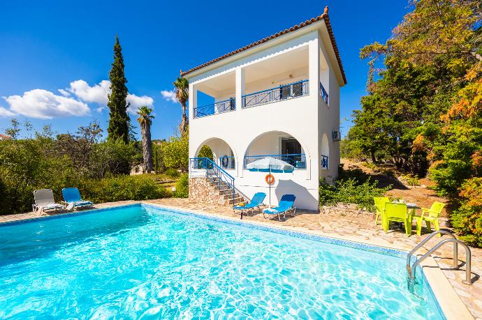 ,Beautiful villa with private pool and terrace with sea views . - Villa Cleo . (Photo Gallery) }}