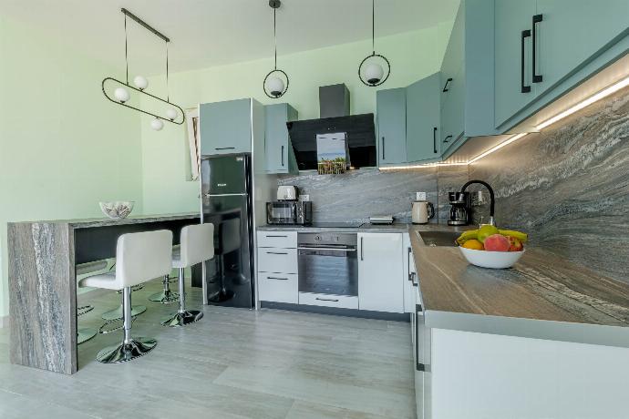  . - Villa Aglaia . (Photo Gallery) }}