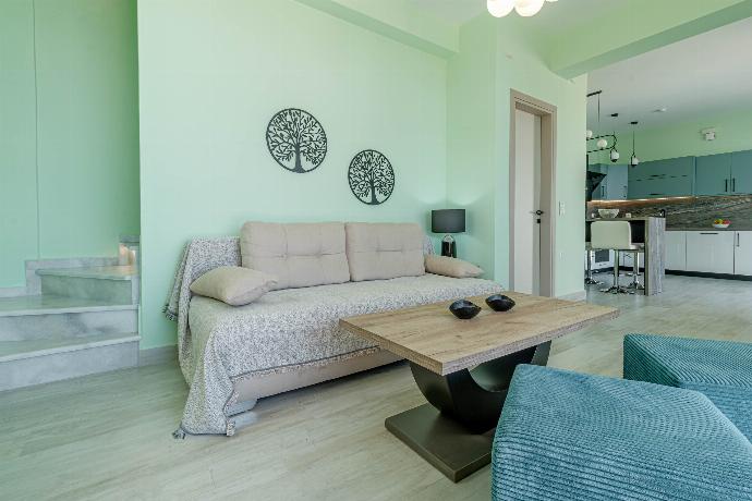  . - Villa Aglaia . (Photo Gallery) }}