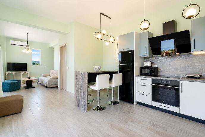  . - Villa Aglaia . (Photo Gallery) }}