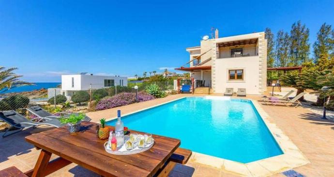  . - Villa Agnanti . (Photo Gallery) }}