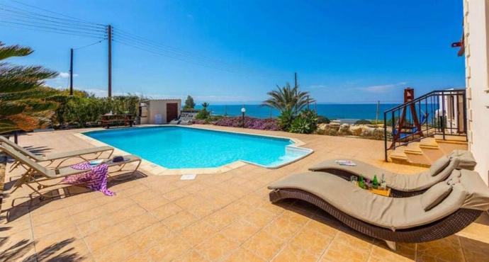  . - Villa Agnanti . (Photo Gallery) }}