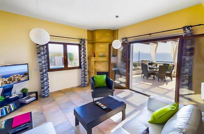 . - Villa Agnanti . (Photo Gallery) }}