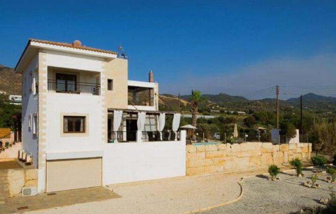  . - Villa Agnanti . (Photo Gallery) }}