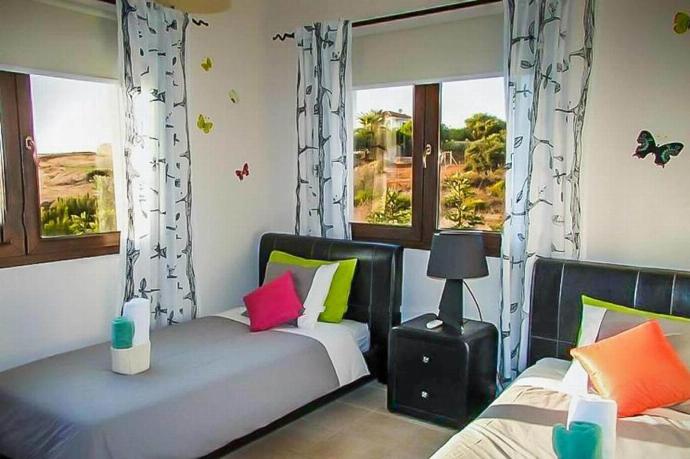  . - Villa Agnanti . (Photo Gallery) }}