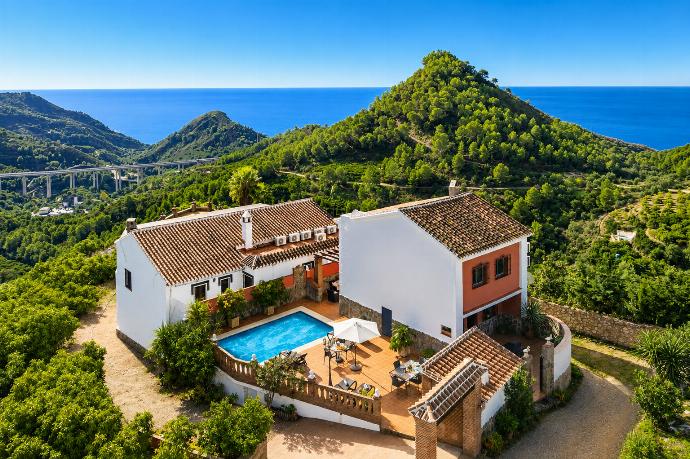 Villa Alvarez