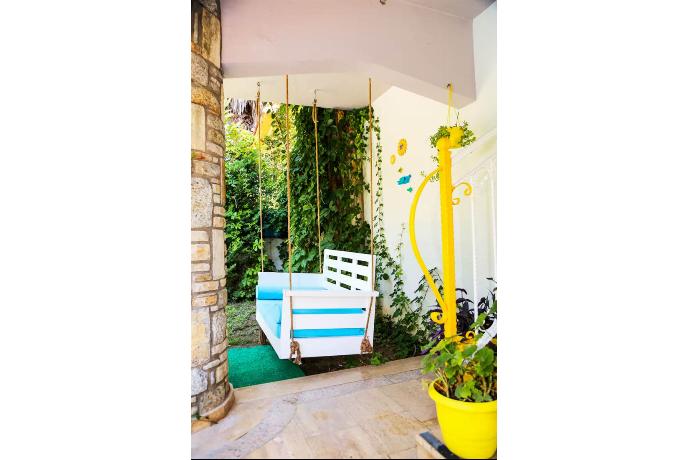  . - Villa Garden Island . (Photo Gallery) }}