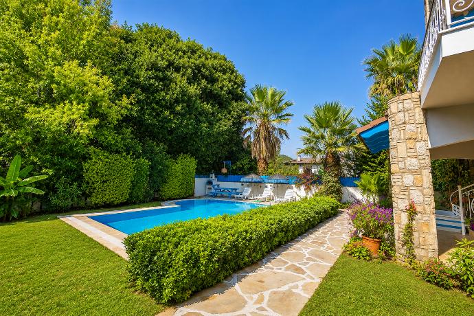  . - Villa Garden Island . (Photo Gallery) }}