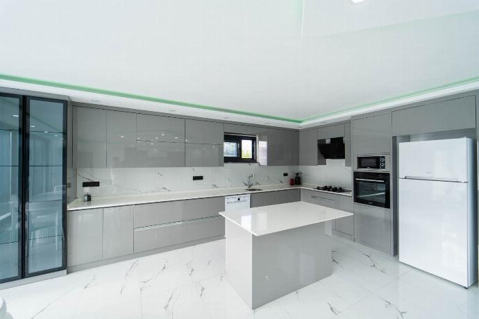  . - Villa Grand Yasar 5 . (Photo Gallery) }}