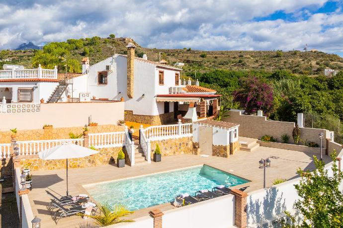 Beautiful villa with private pool and terrace . - Villa Los Naranjos . (Photo Gallery) }}