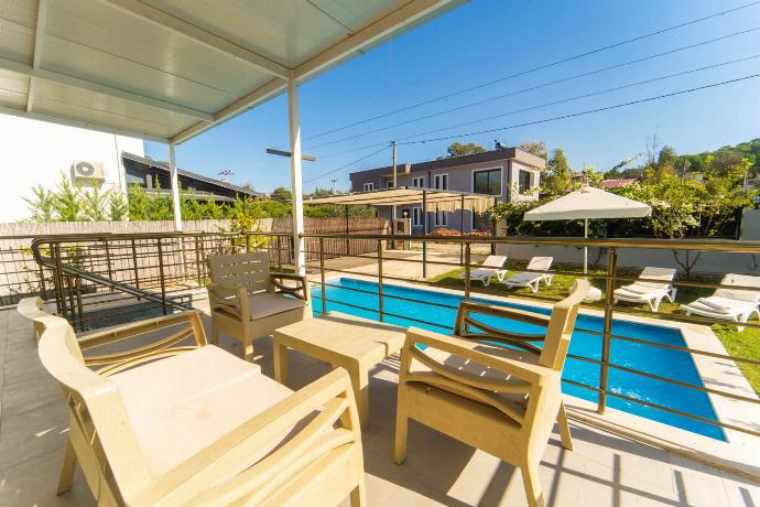  . - Villa Serafina . (Photo Gallery) }}