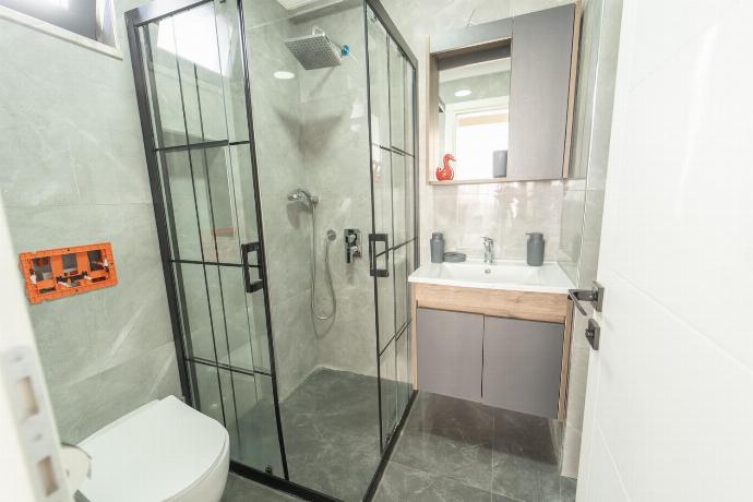  . - Villa Ana . (Photo Gallery) }}