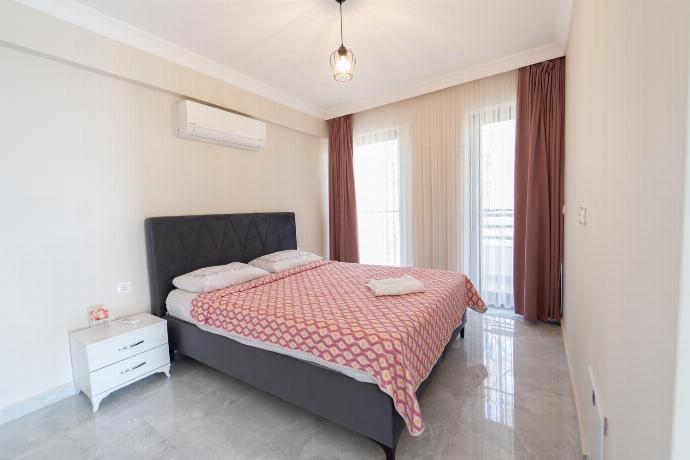  . - Villa Ana . (Photo Gallery) }}