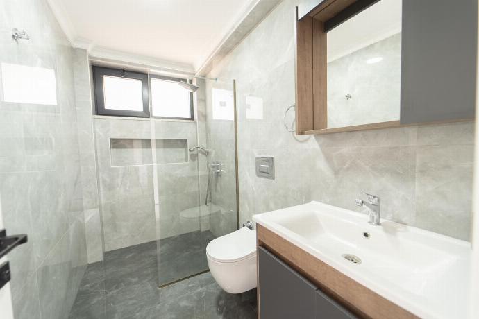  . - Villa Ana . (Photo Gallery) }}