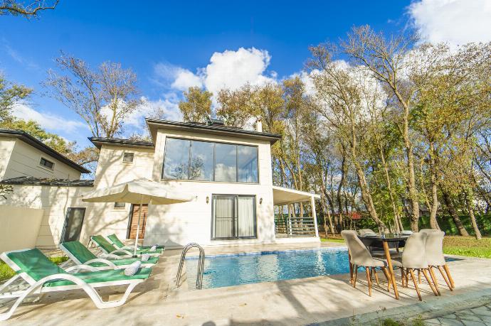  . - Villa Ana . (Photo Gallery) }}