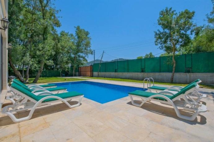  . - Villa Ana . (Photo Gallery) }}