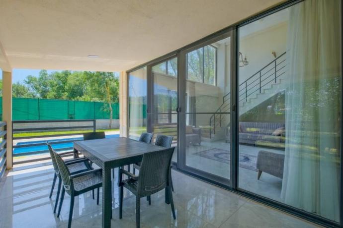  . - Villa Ana . (Photo Gallery) }}