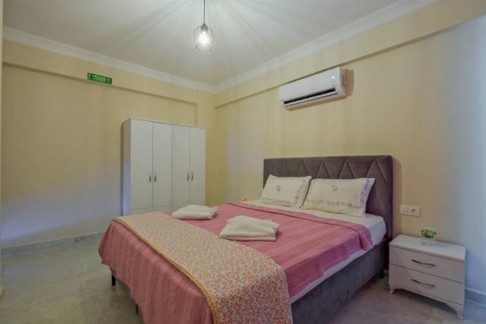  . - Villa Ana . (Photo Gallery) }}