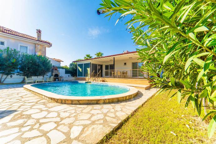  . - Villa Sena . (Photo Gallery) }}