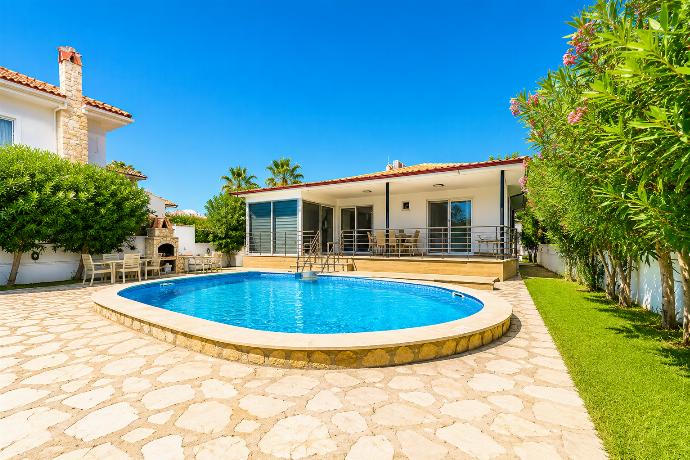  . - Villa Sena . (Photo Gallery) }}