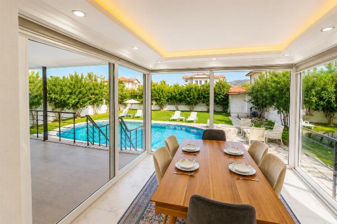  . - Villa Sena . (Photo Gallery) }}