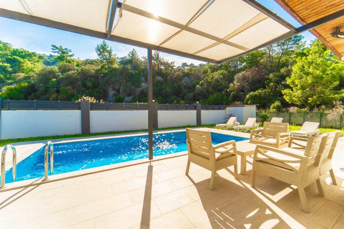  . - Villa Albatros . (Photo Gallery) }}