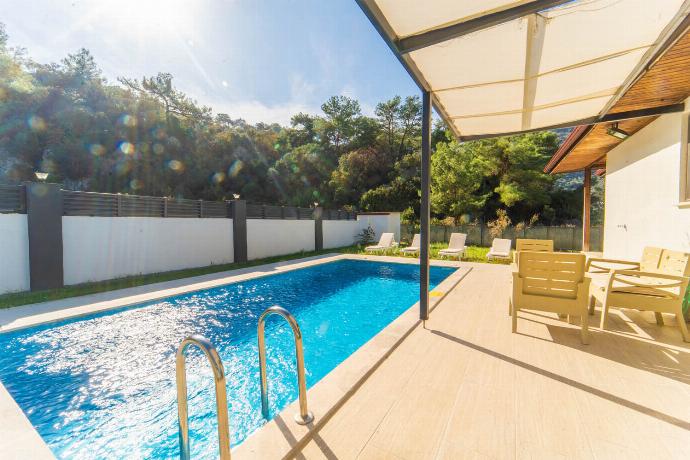  . - Villa Albatros . (Photo Gallery) }}