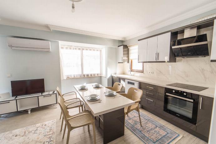  . - Villa Albatros . (Photo Gallery) }}