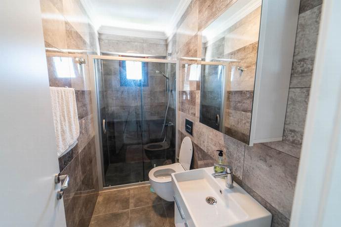  . - Villa Albatros . (Photo Gallery) }}