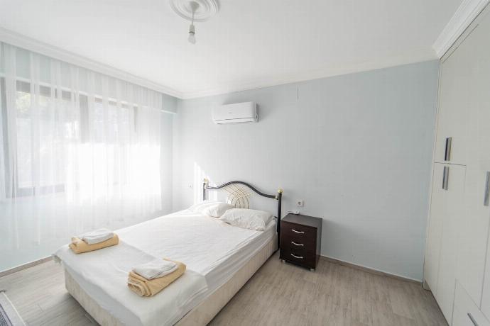  . - Villa Albatros . (Photo Gallery) }}