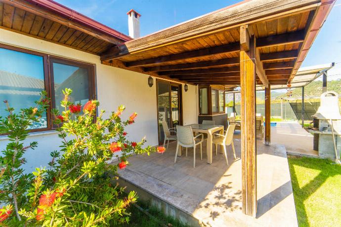  . - Villa Larisa . (Photo Gallery) }}