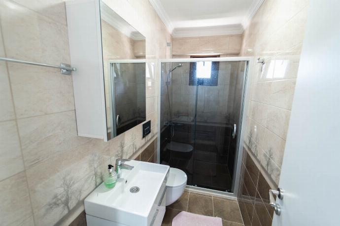  . - Villa Larisa . (Photo Gallery) }}