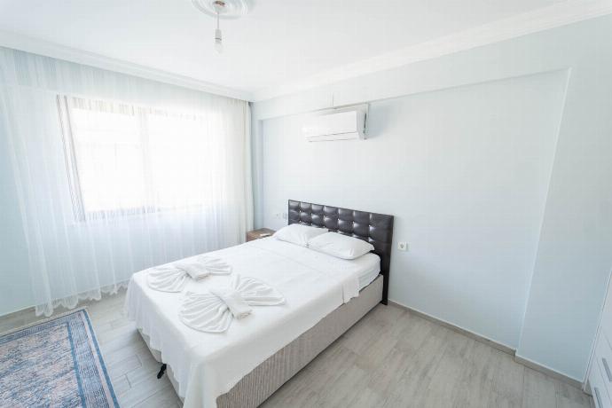  . - Villa Larisa . (Photo Gallery) }}