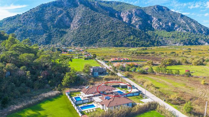  . - Villa Larisa . (Photo Gallery) }}