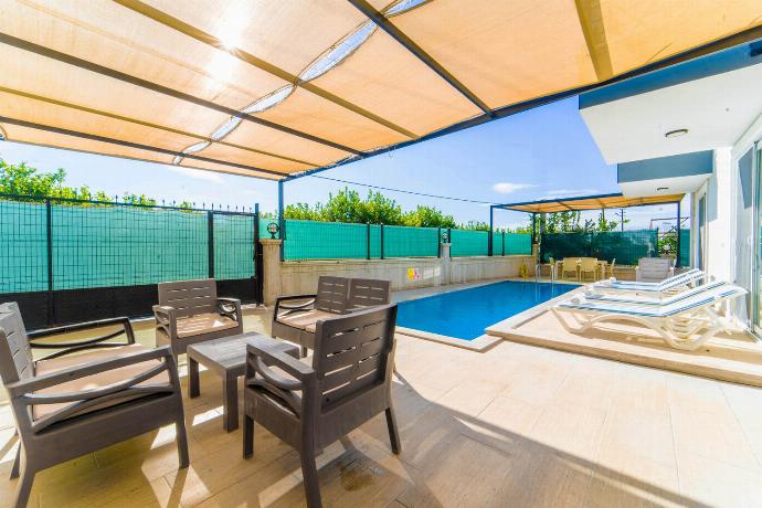  . - Villa Horizon . (Photo Gallery) }}