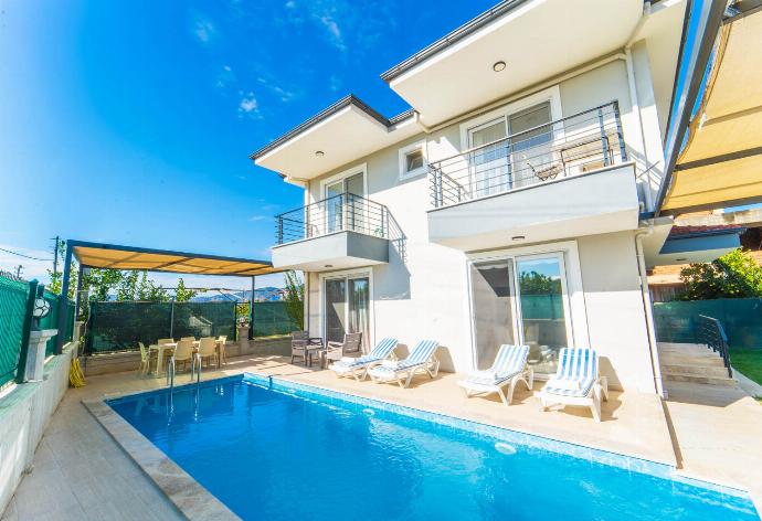  . - Villa Horizon . (Photo Gallery) }}