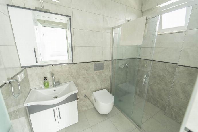  . - Villa Maya . (Photo Gallery) }}