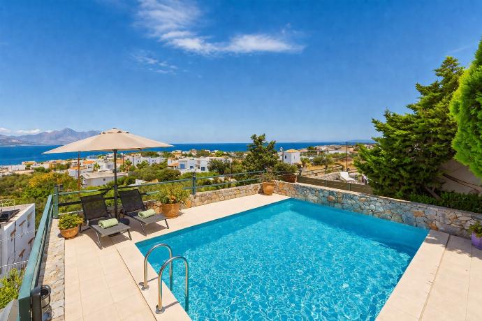 Villa Ikaros