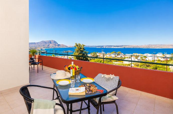 Terrace area with sea views . - Villa Persephone Thalassa . (Γκαλερί Φωτογραφιών) }}