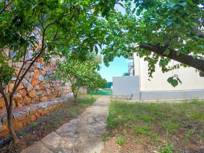  . - Villa Iris . (Photo Gallery) }}