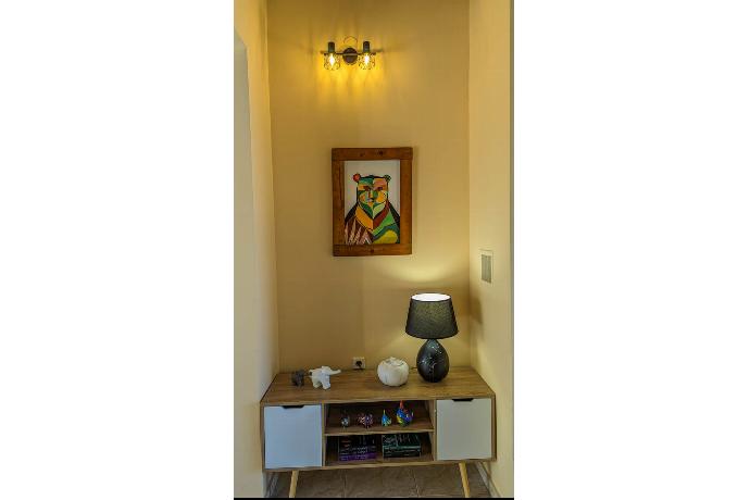  . - Villa Iris . (Photo Gallery) }}