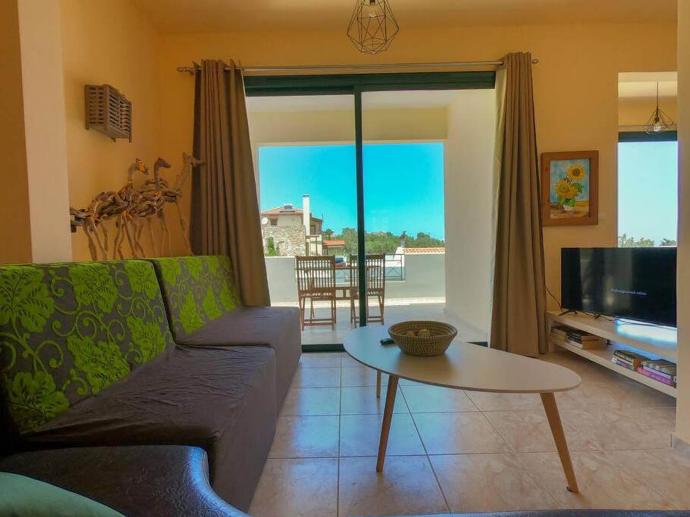  . - Villa Yvonne . (Photo Gallery) }}