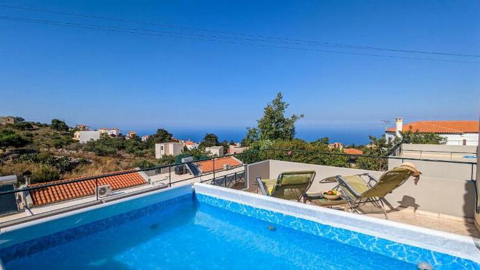  . - Villa Yvonne . (Photo Gallery) }}
